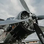 Antonov Im Garten - Flugzeug-ferienwohnung *