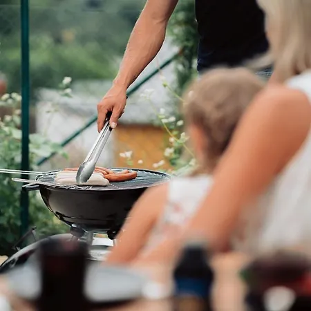 Úszó hotel Antonov Im Garten - Flugzeug-ferienwohnung